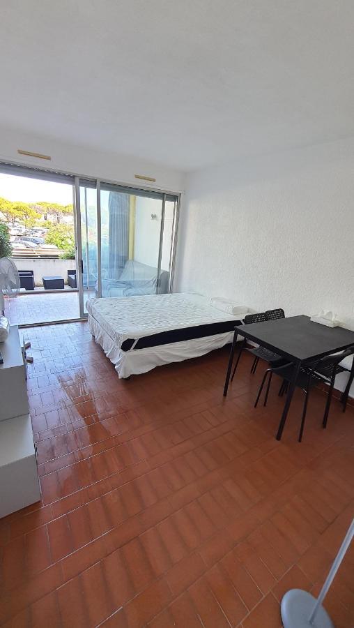 Studio 137 Port Camargue, Piscine, Climatisation, 4 Personnes Ле-Гро-дю-Руа Экстерьер фото